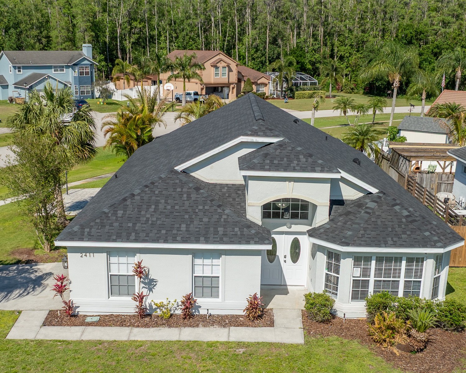 Family Friendly Pool Home 4 Bedrooms 2 Baths