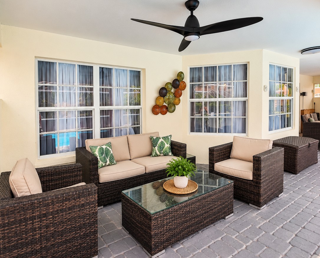 Sunshine Heated Pool Home 12 guests 8mi to Disney